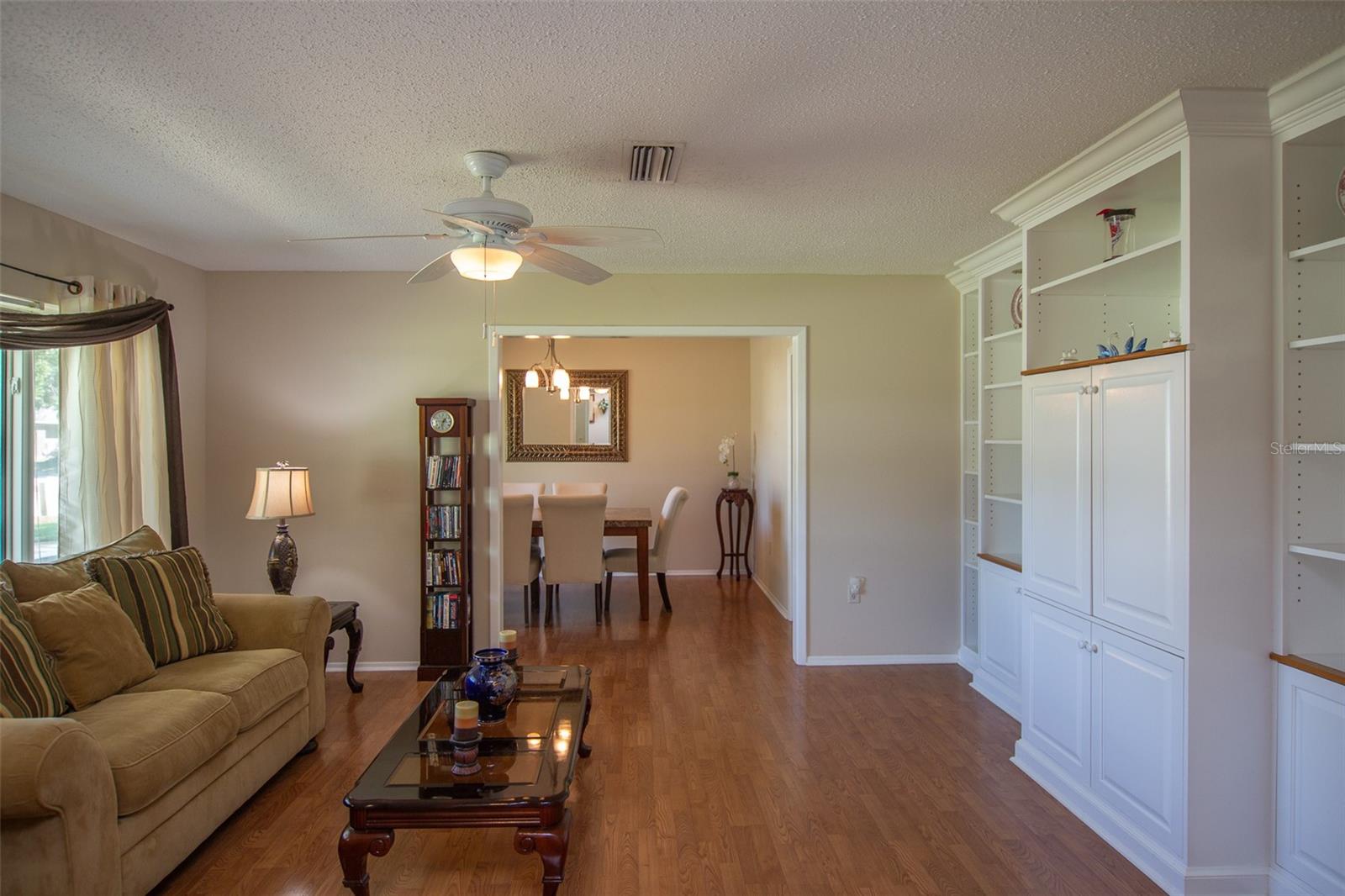 Listing Image #8