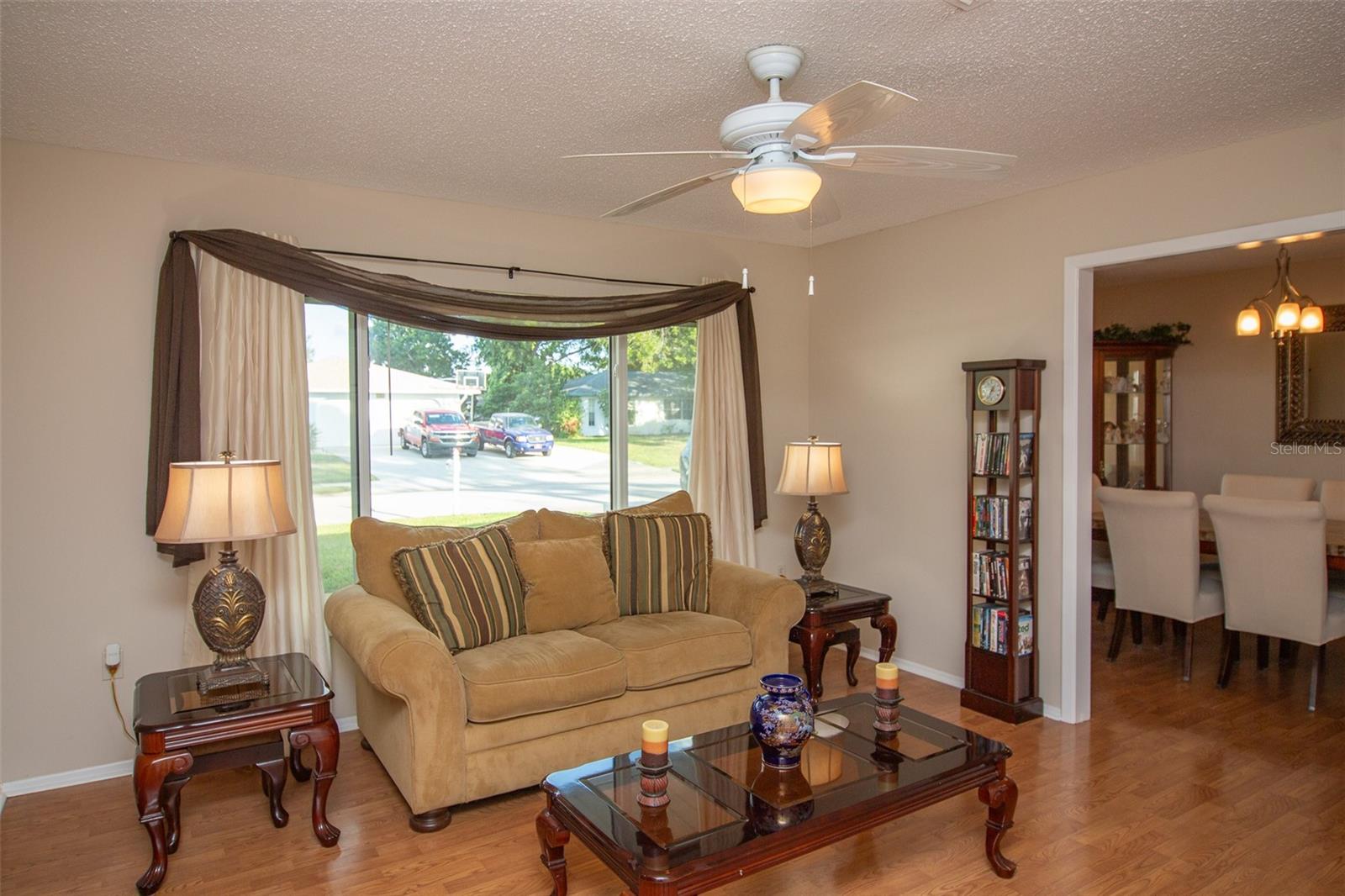 Listing Image #9