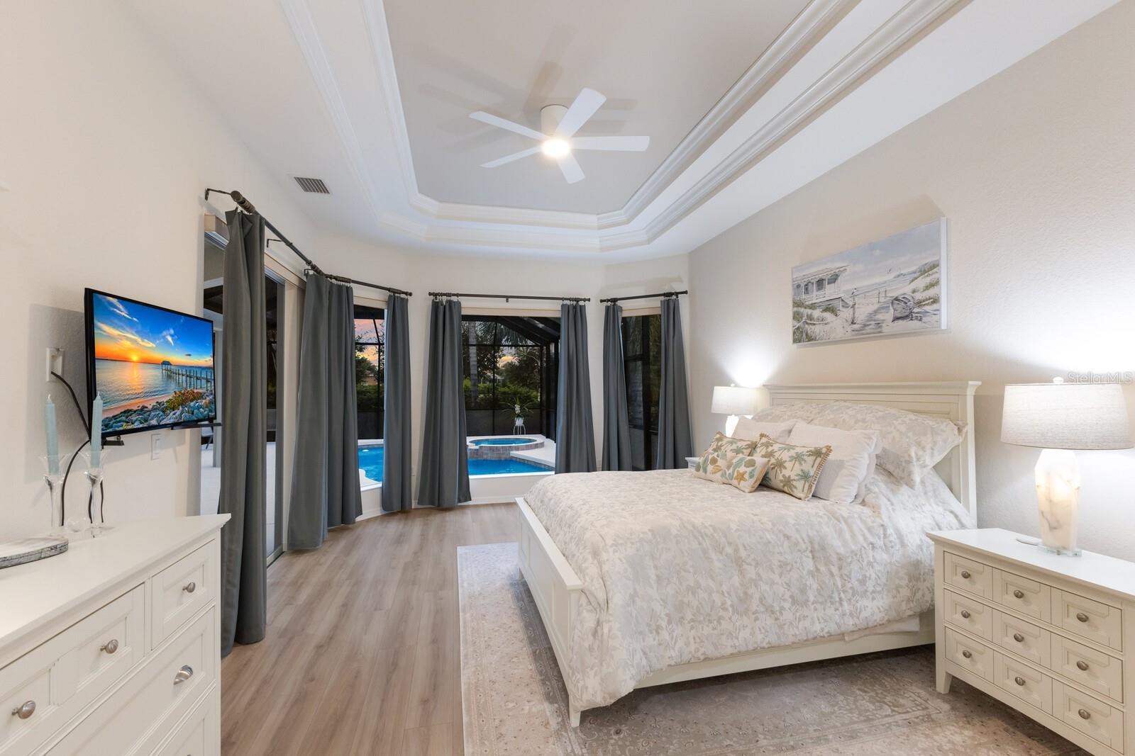 Listing Image #11