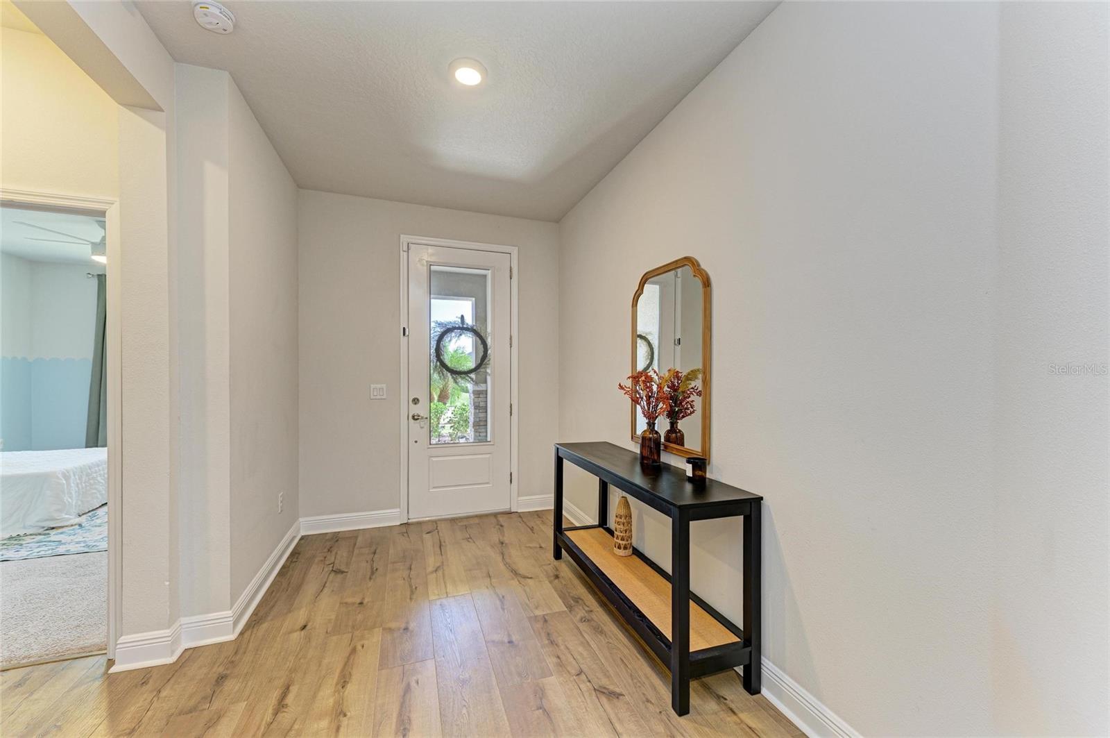 Listing Image #4