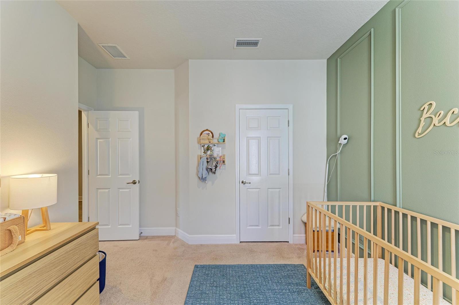 Listing Image #32