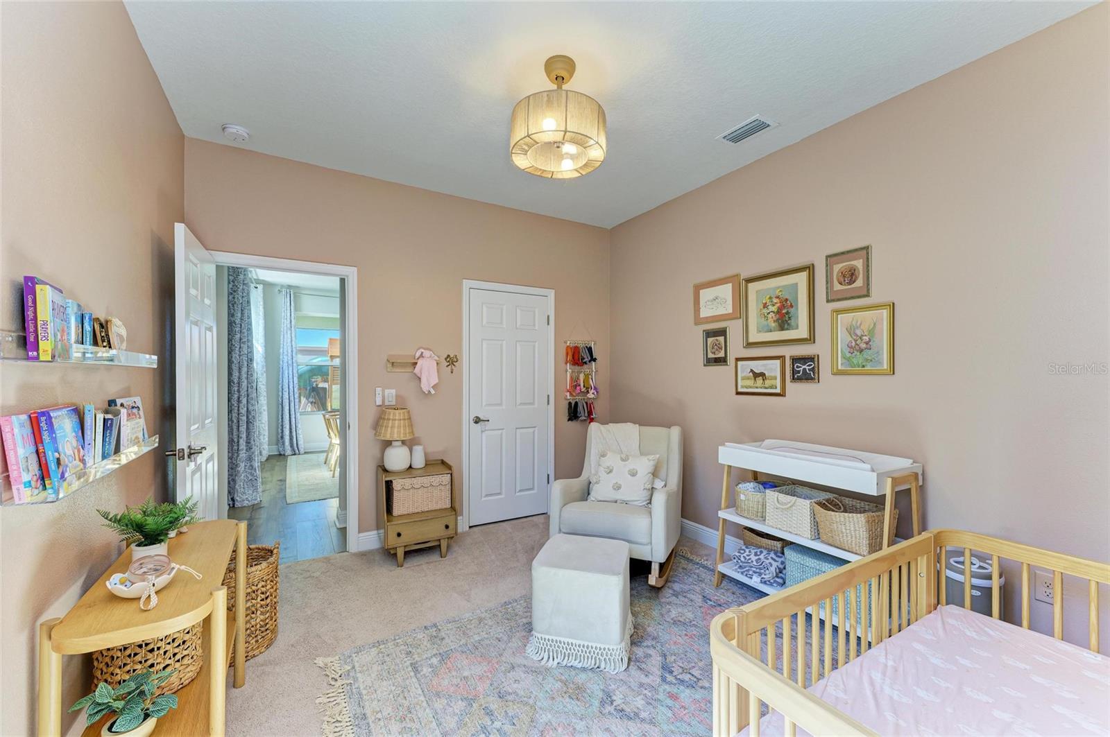 Listing Image #35