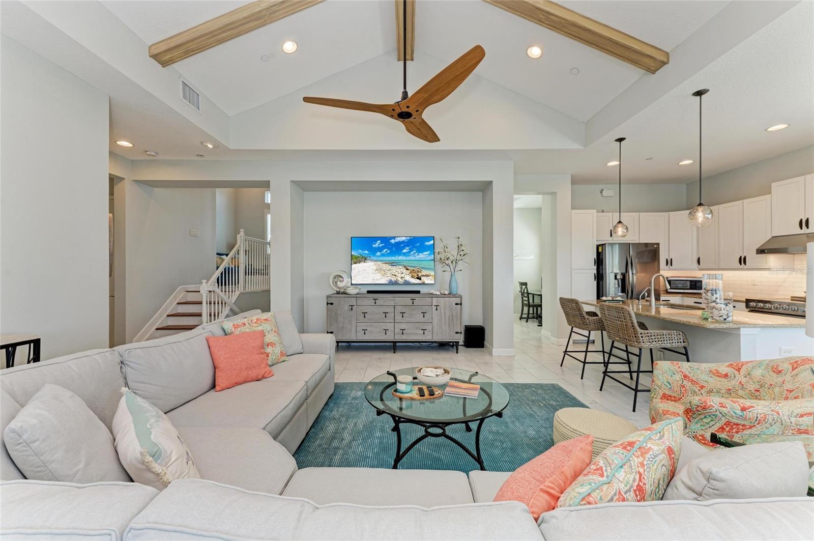 Listing Image #13
