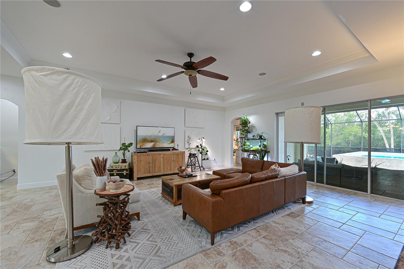 Listing Image #7