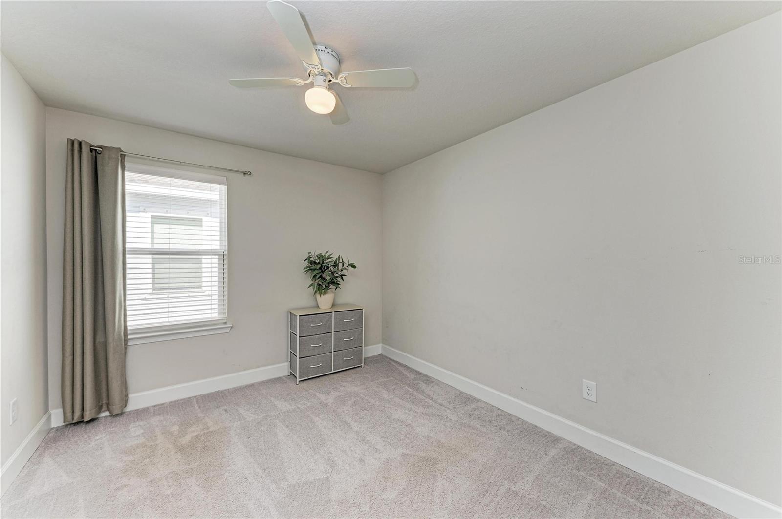 Listing Image #32
