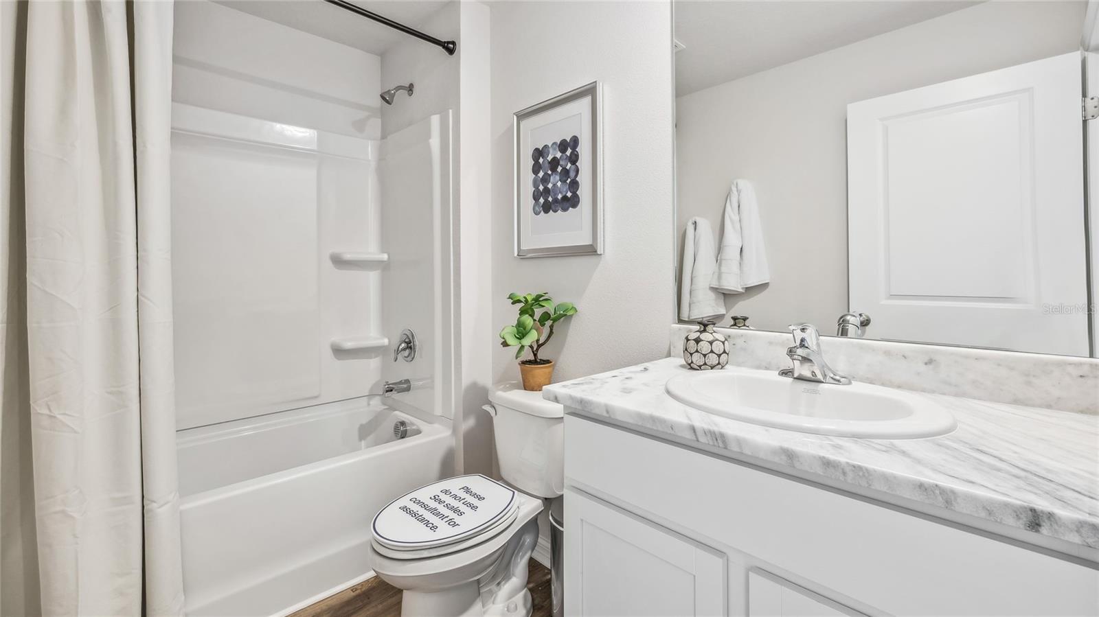 Listing Image #12
