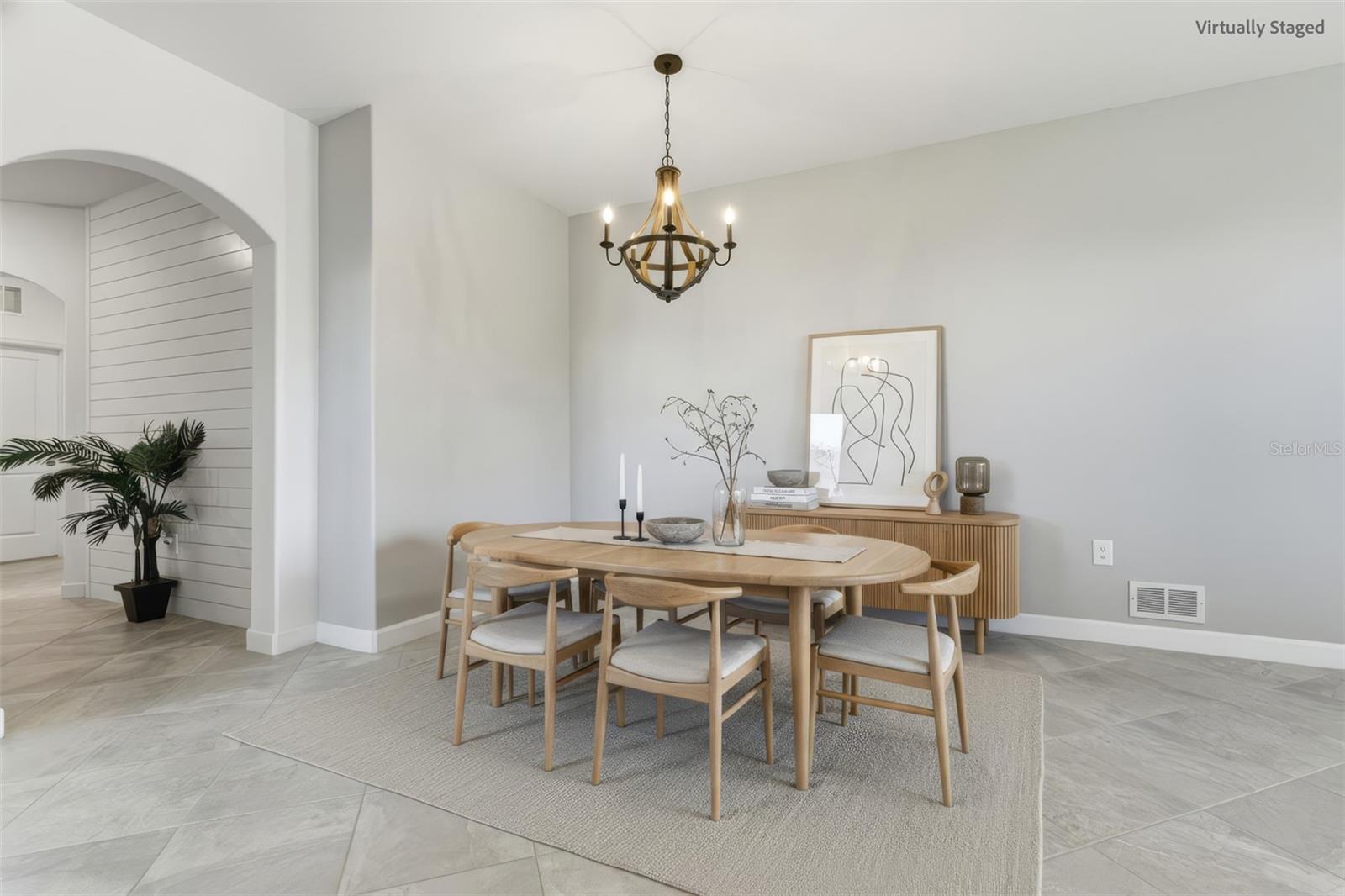 Listing Image #13