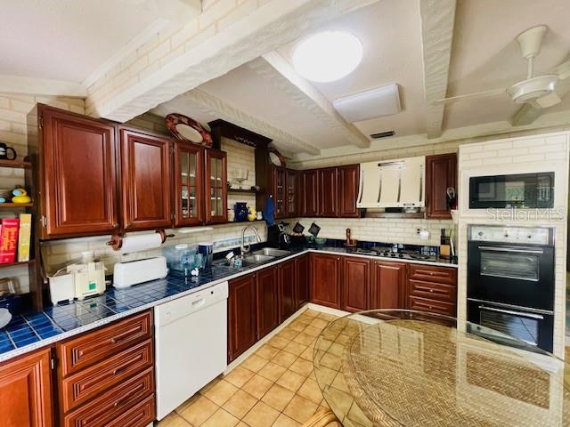 Listing Image #11