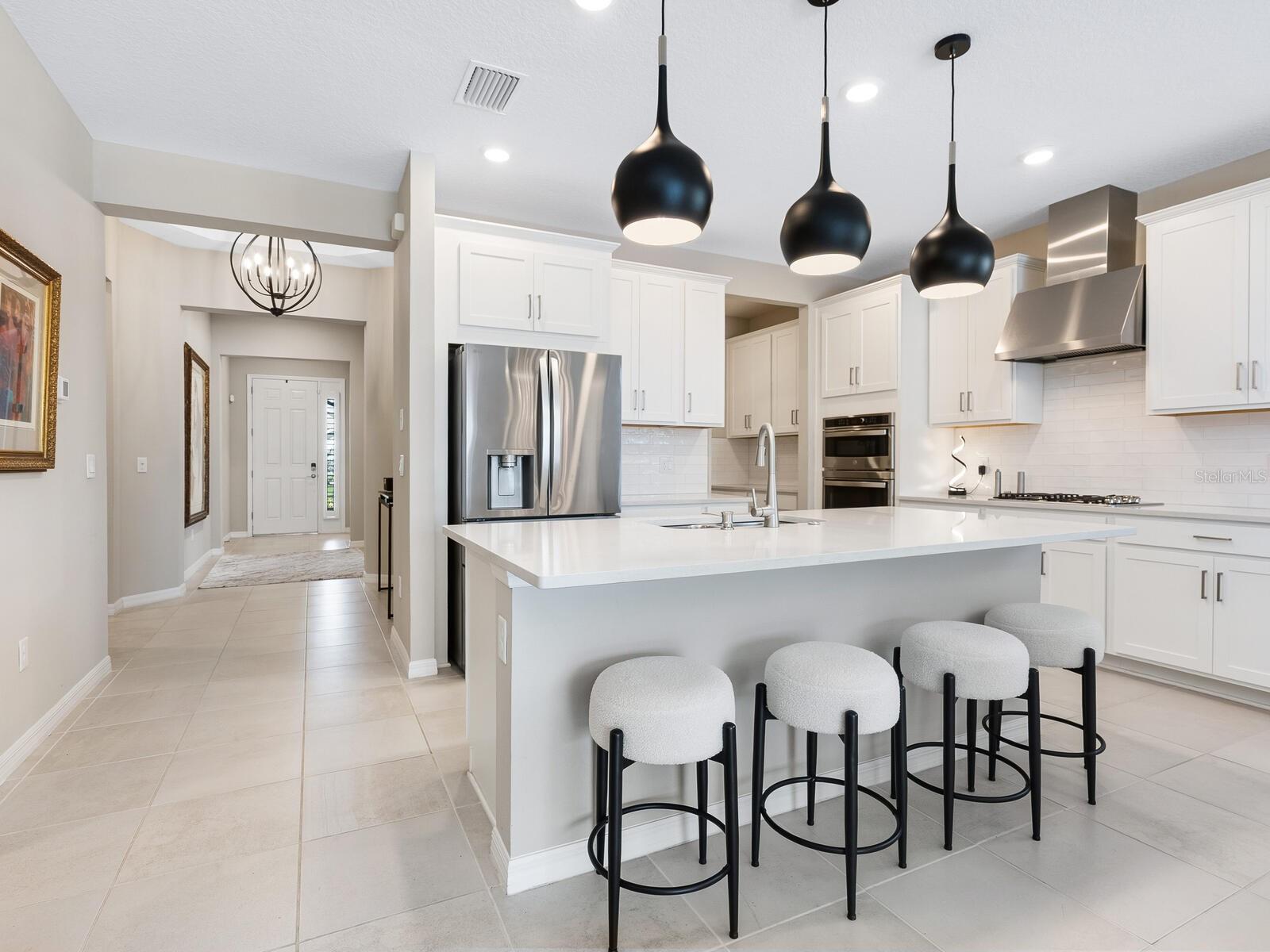 Listing Image #10