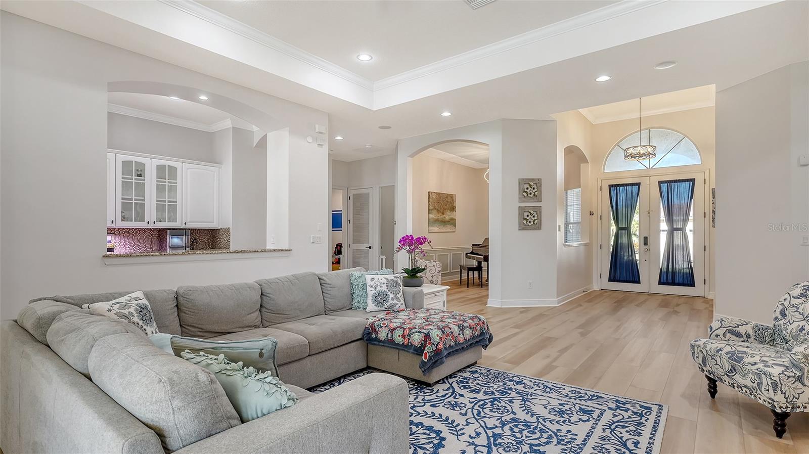 Listing Image #5