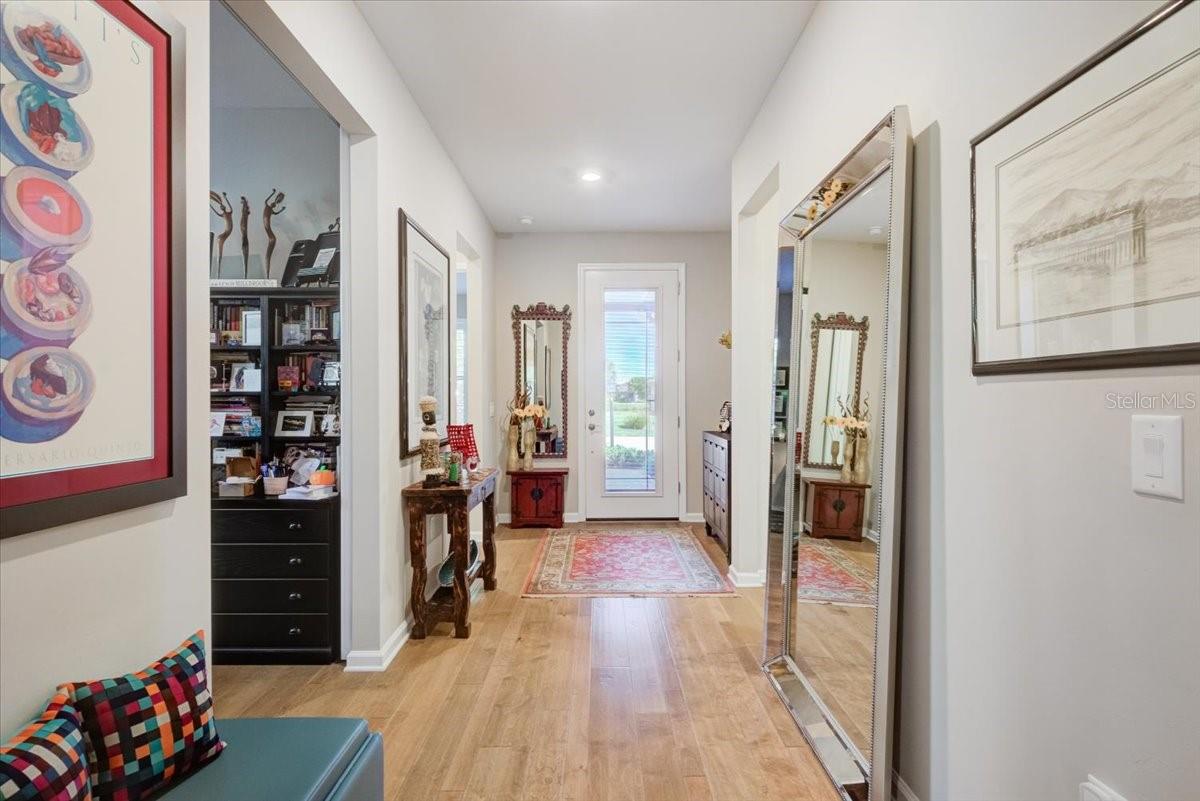 Listing Image #3