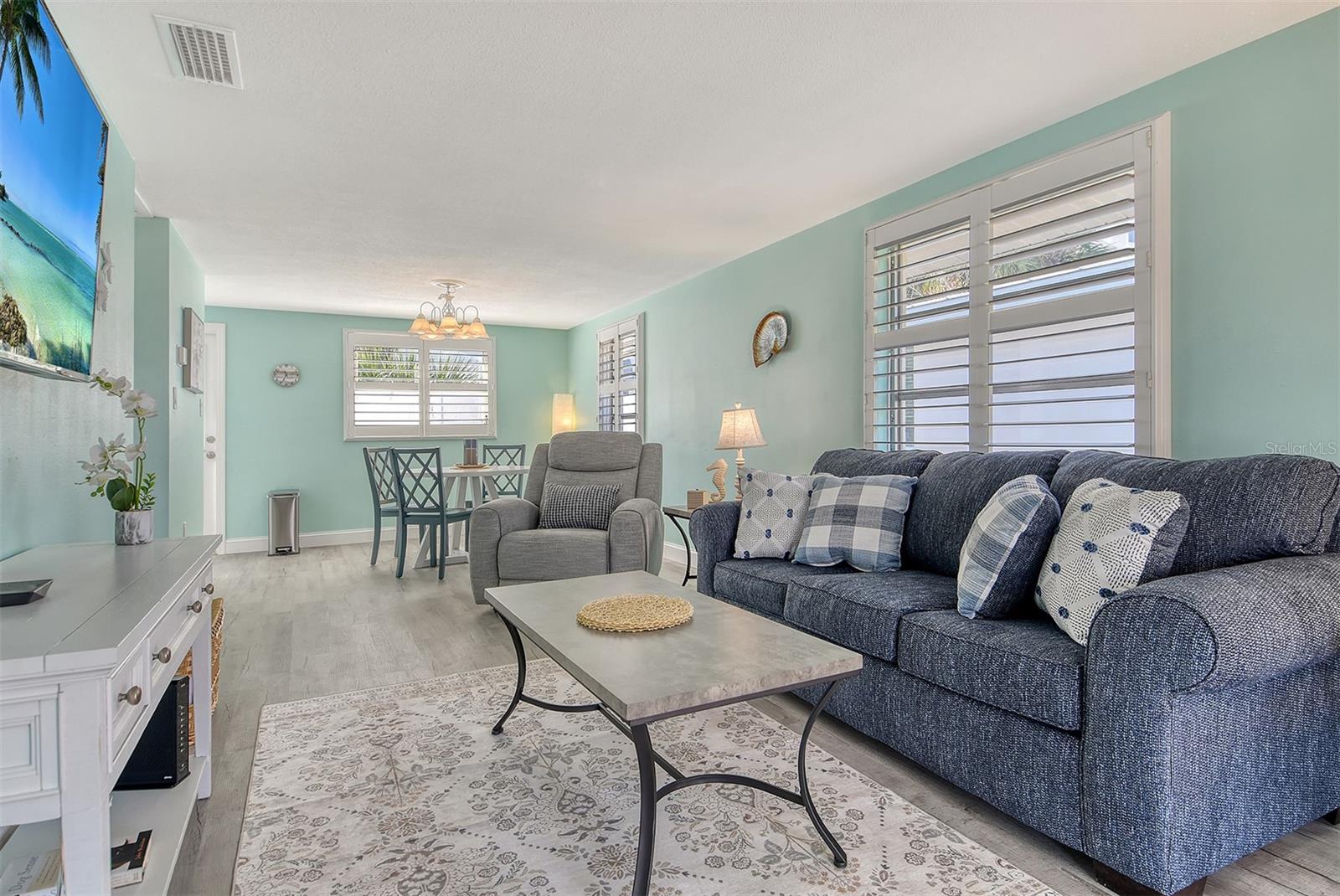 Listing Image #6
