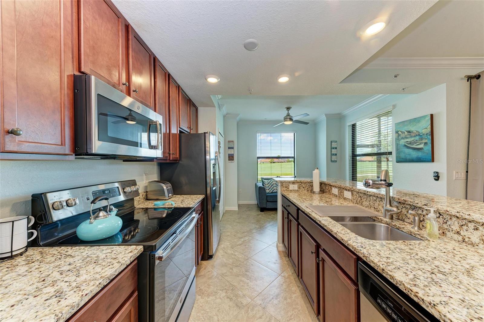 Listing Image #13