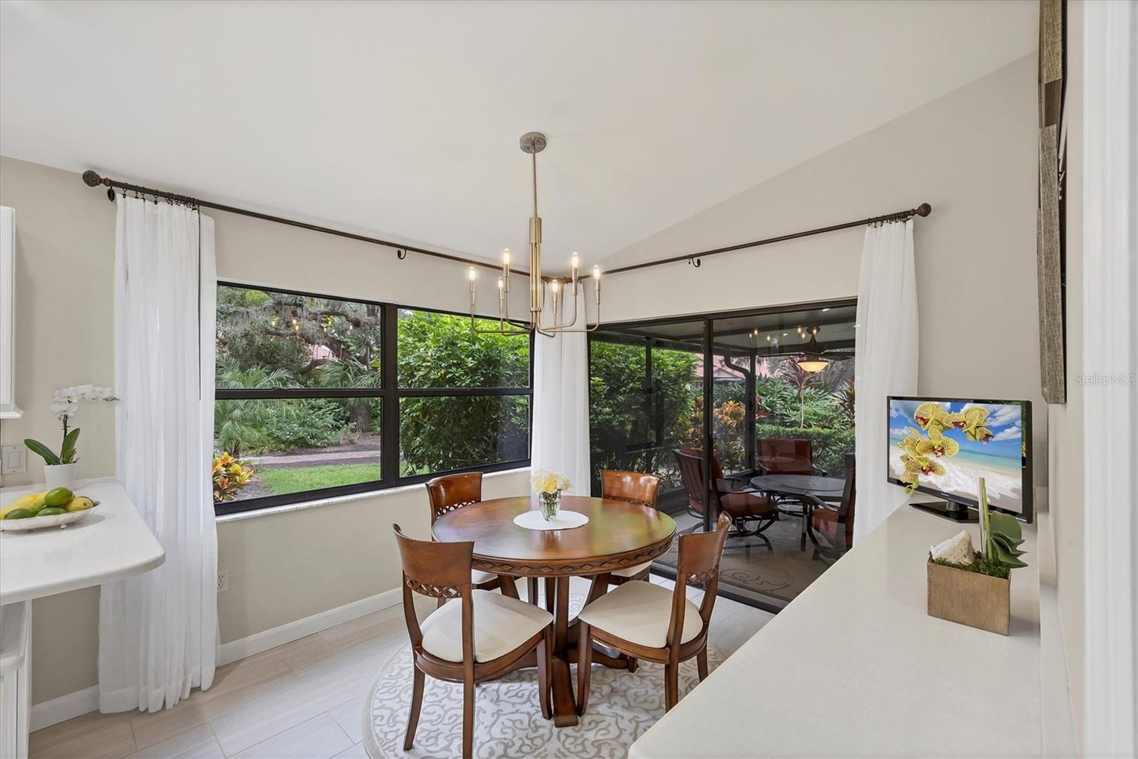 Listing Image #29