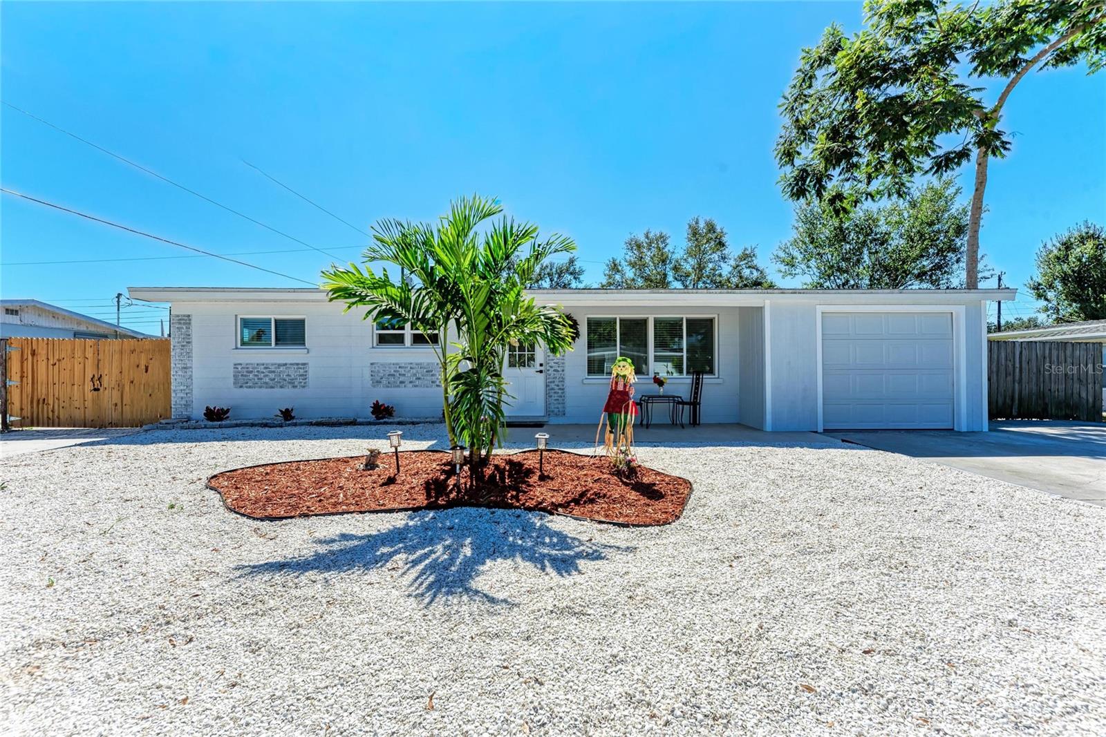 Listing Image #3