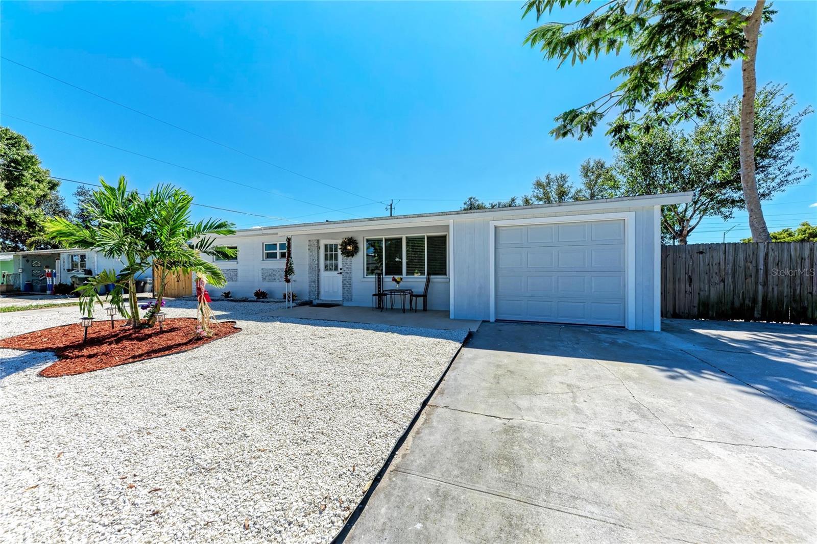 Listing Image #4