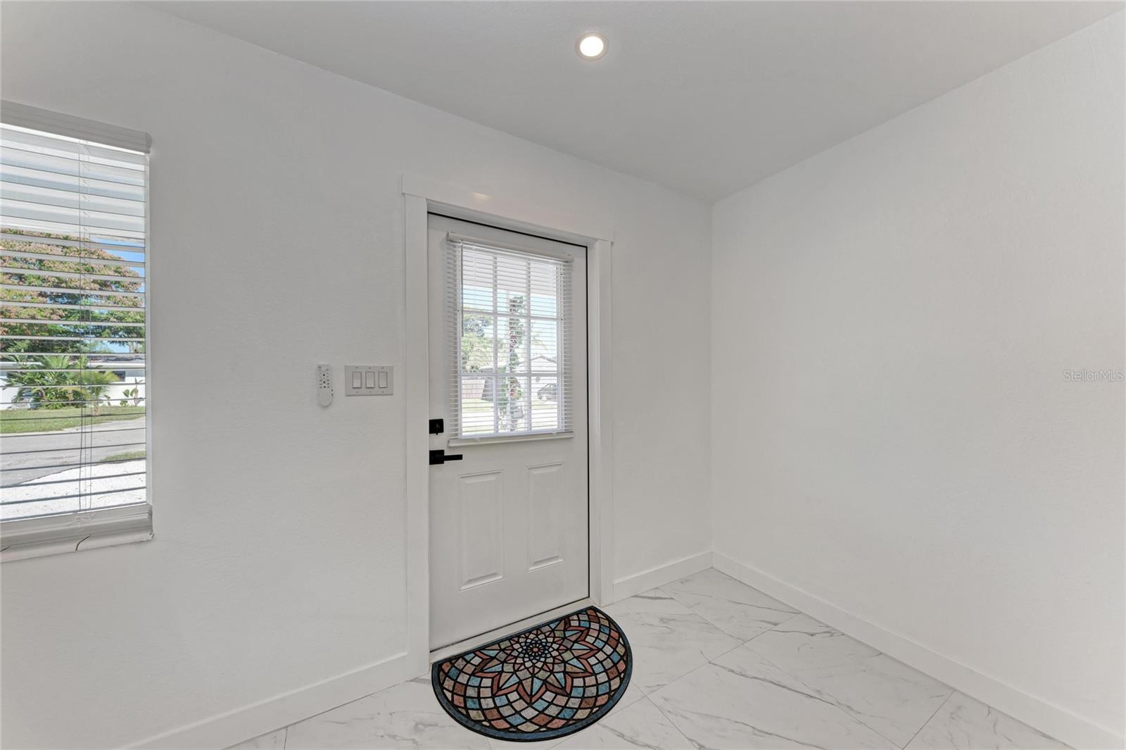 Listing Image #6