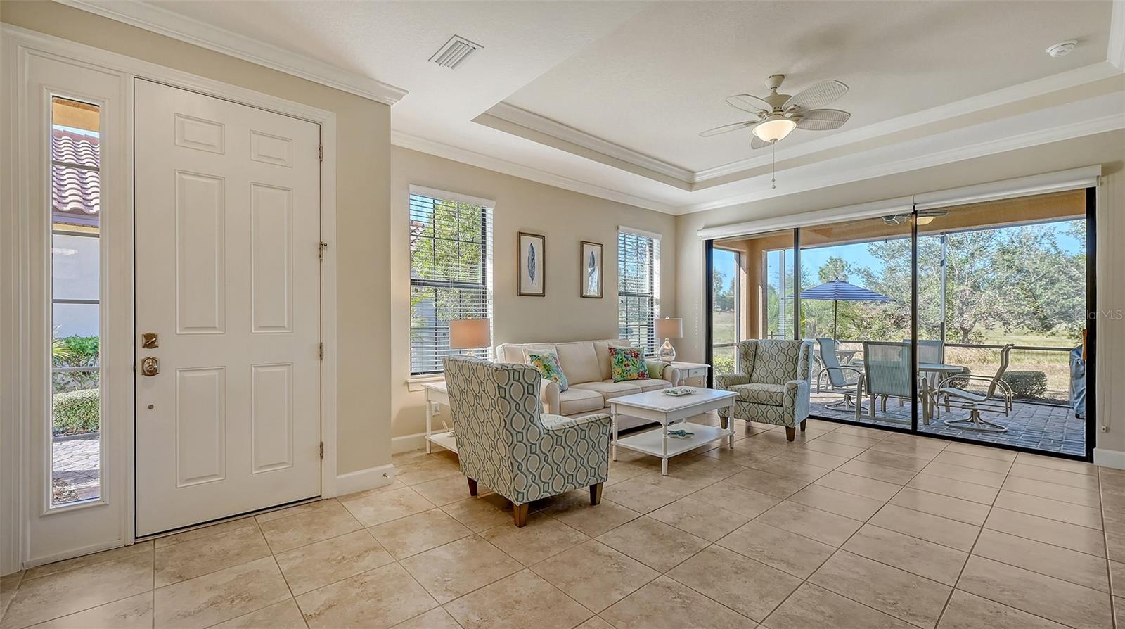Listing Image #9