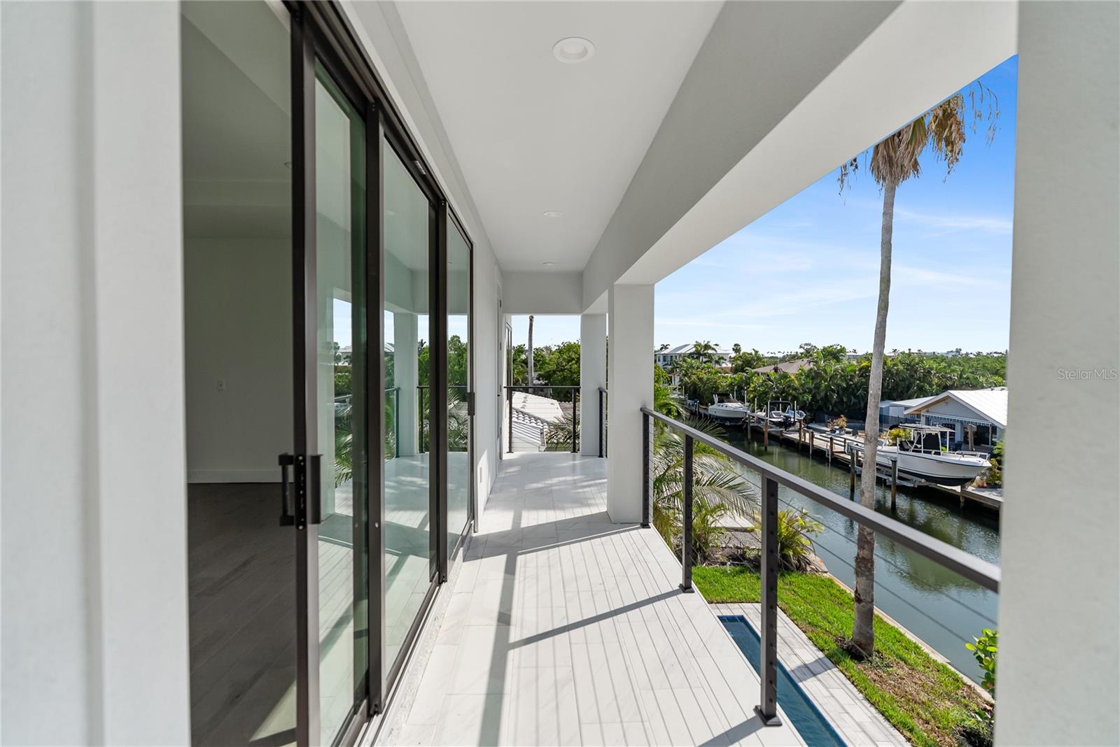 Listing Image #11