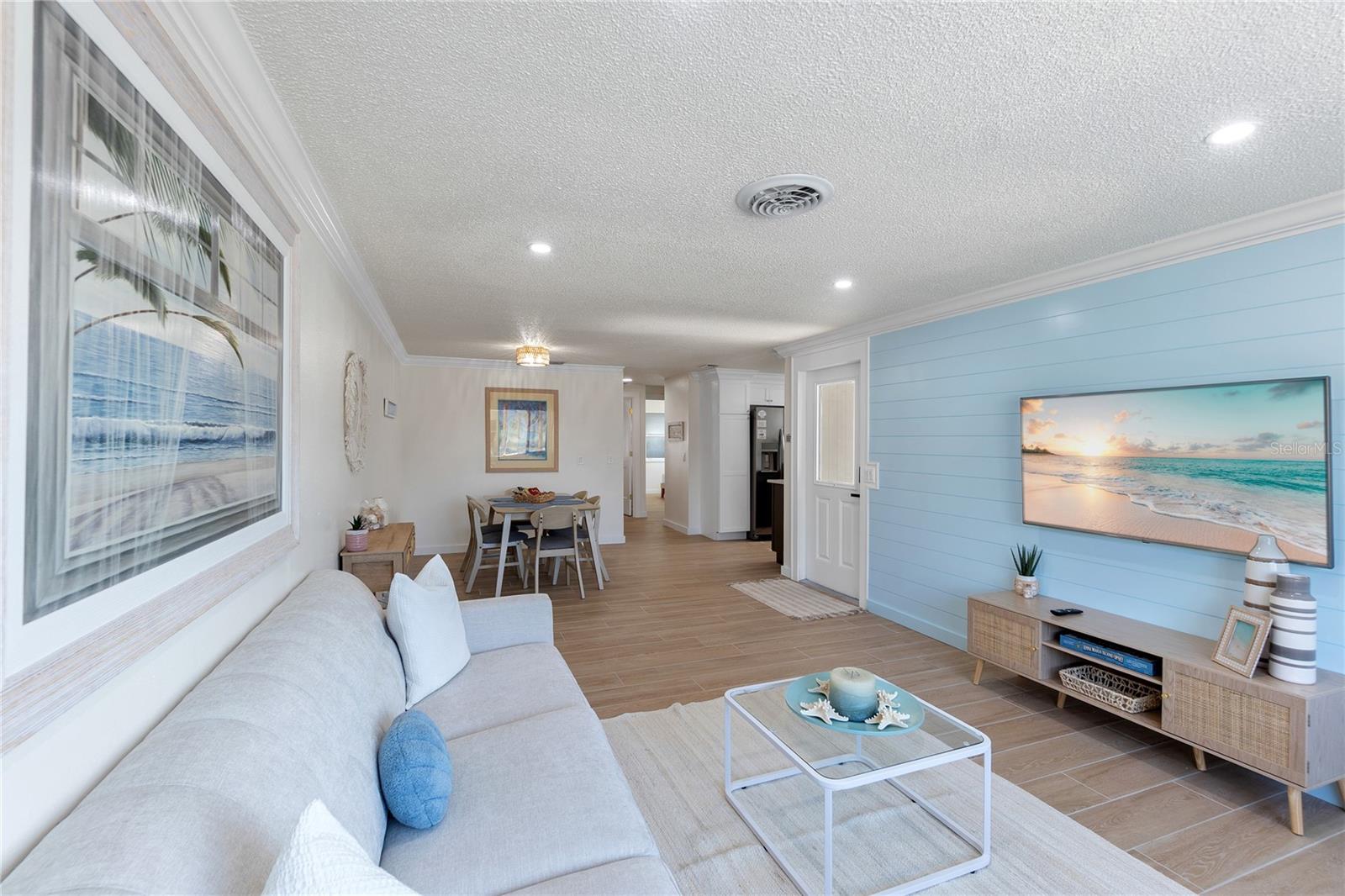 Listing Image #5