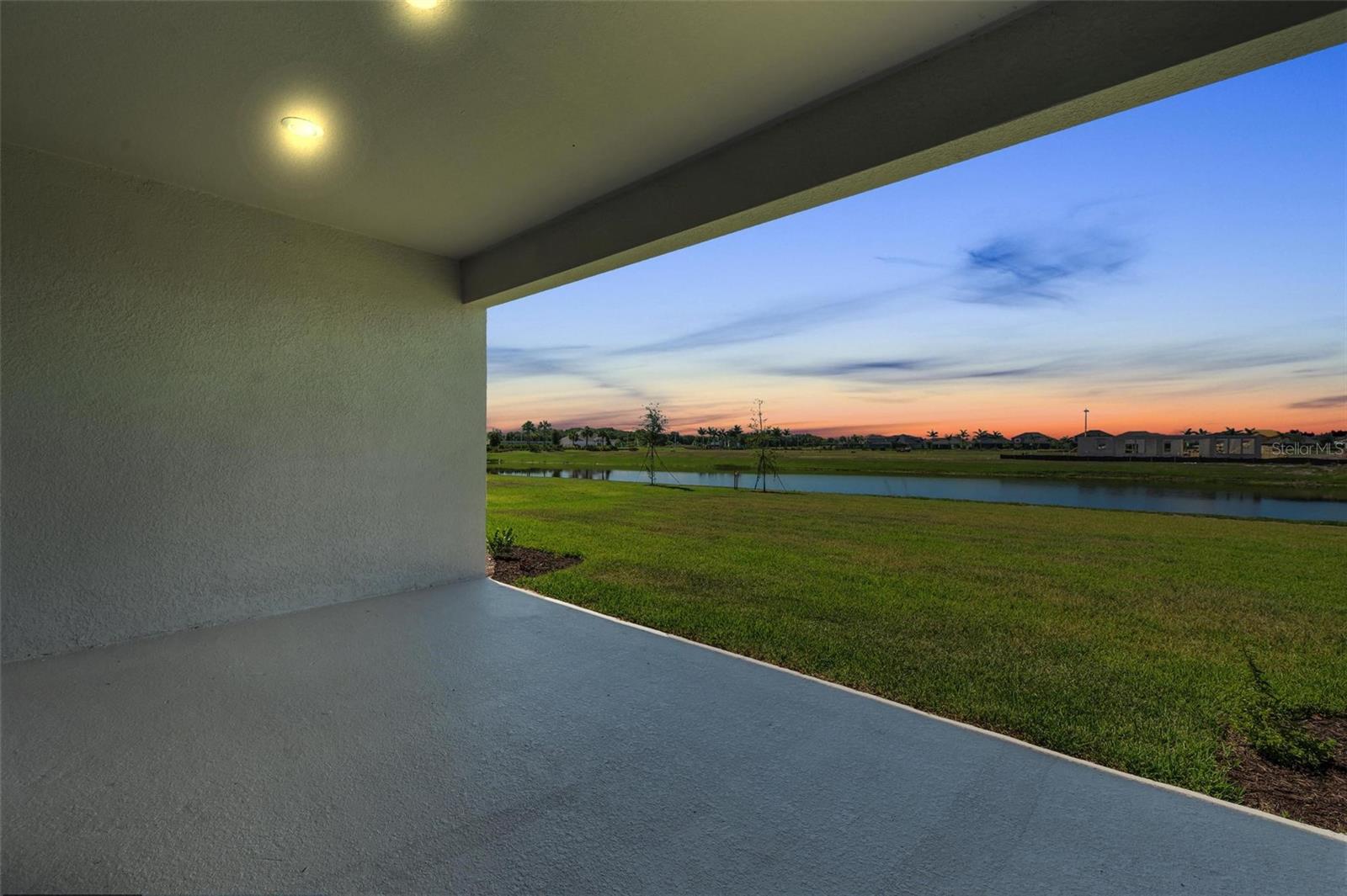 Listing Image #18