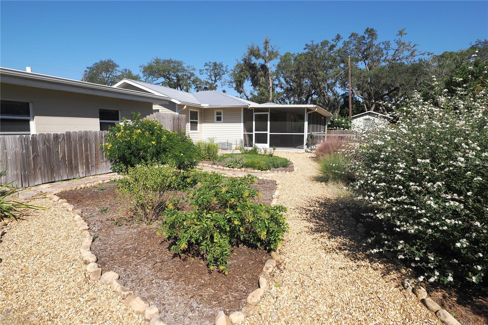 Listing Image #5
