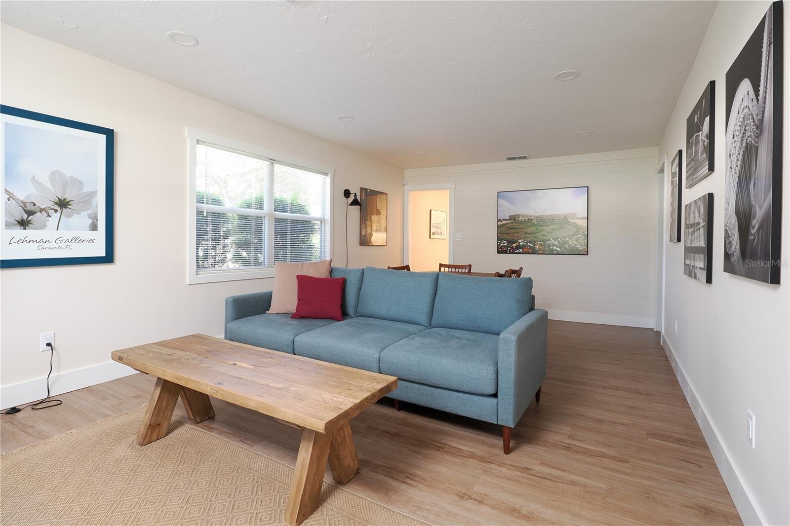 Listing Image #6