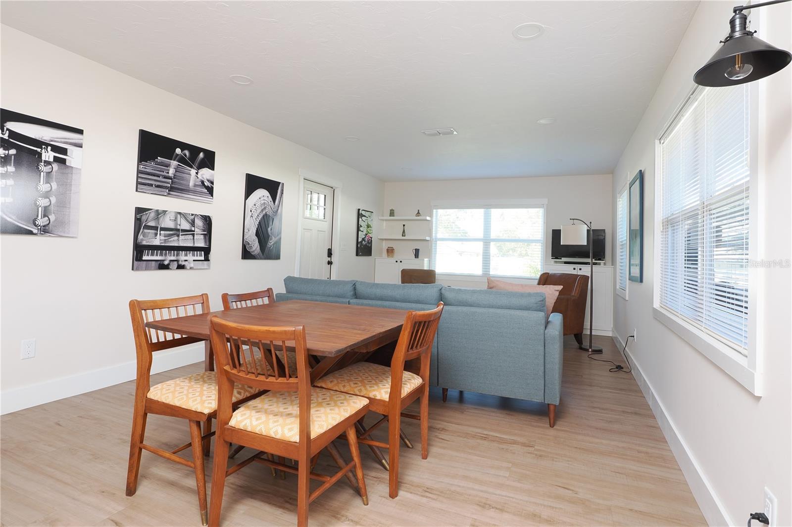 Listing Image #7