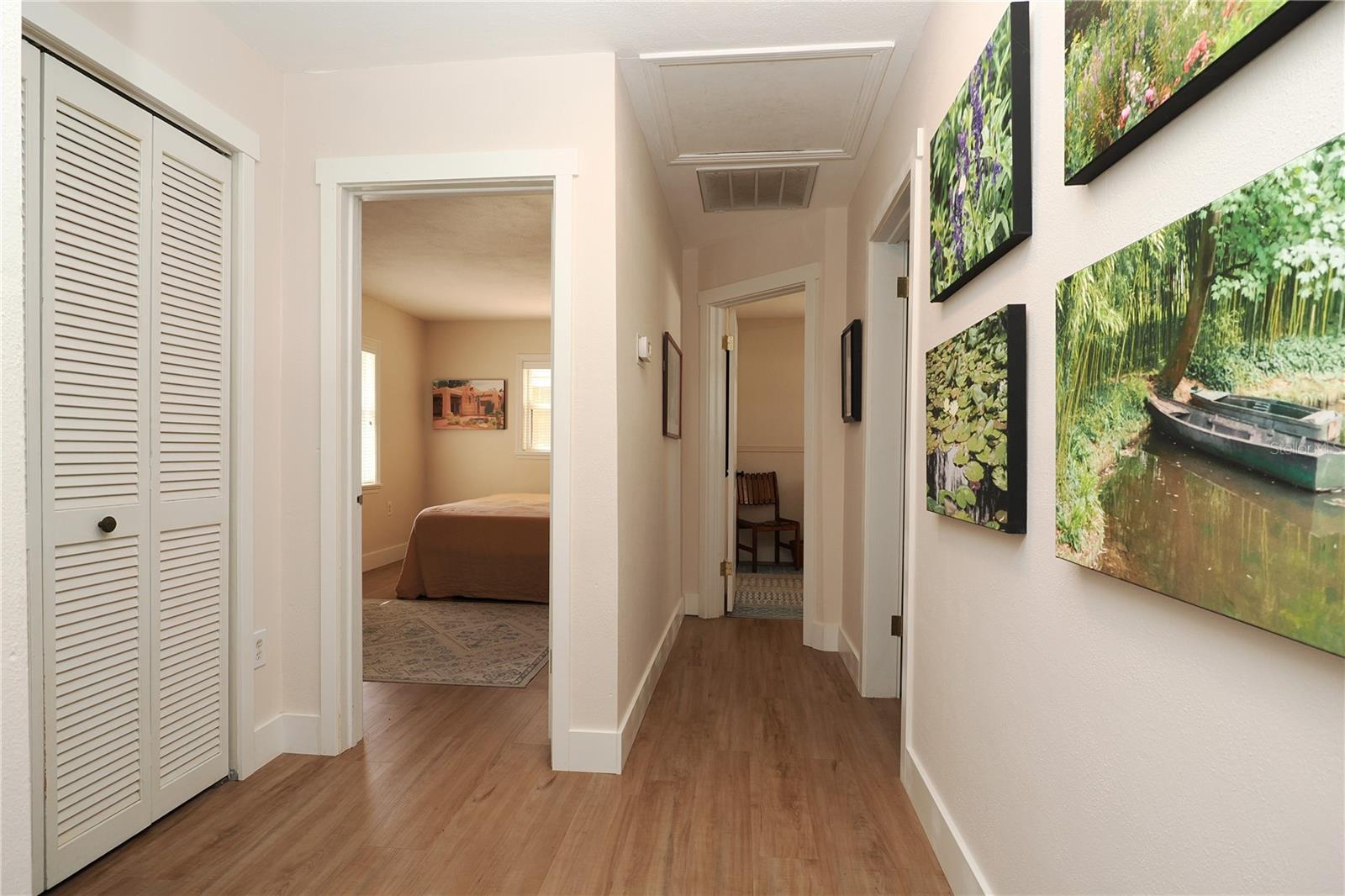 Listing Image #11