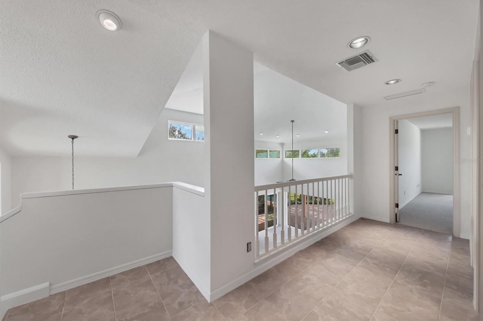Listing Image #32