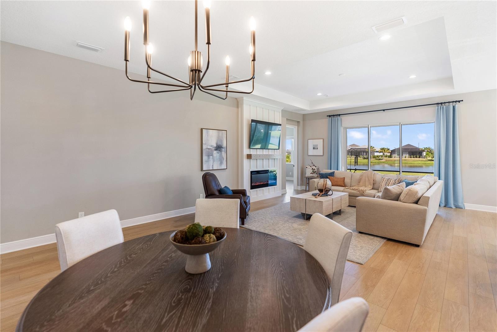 Listing Image #11