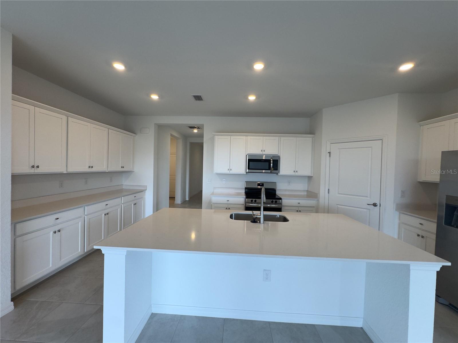 Listing Image #6