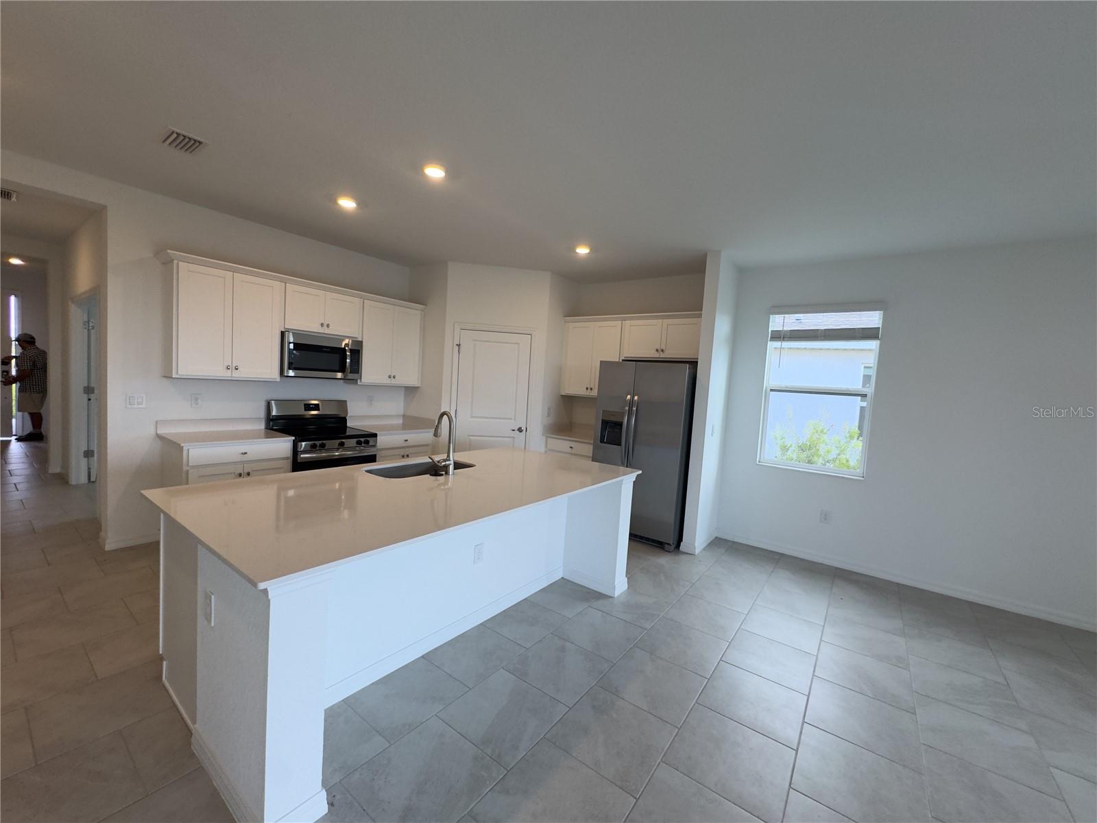 Listing Image #7