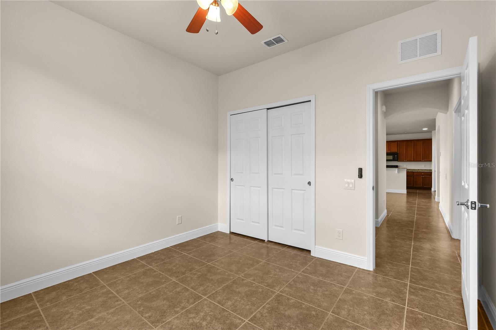 Listing Image #33