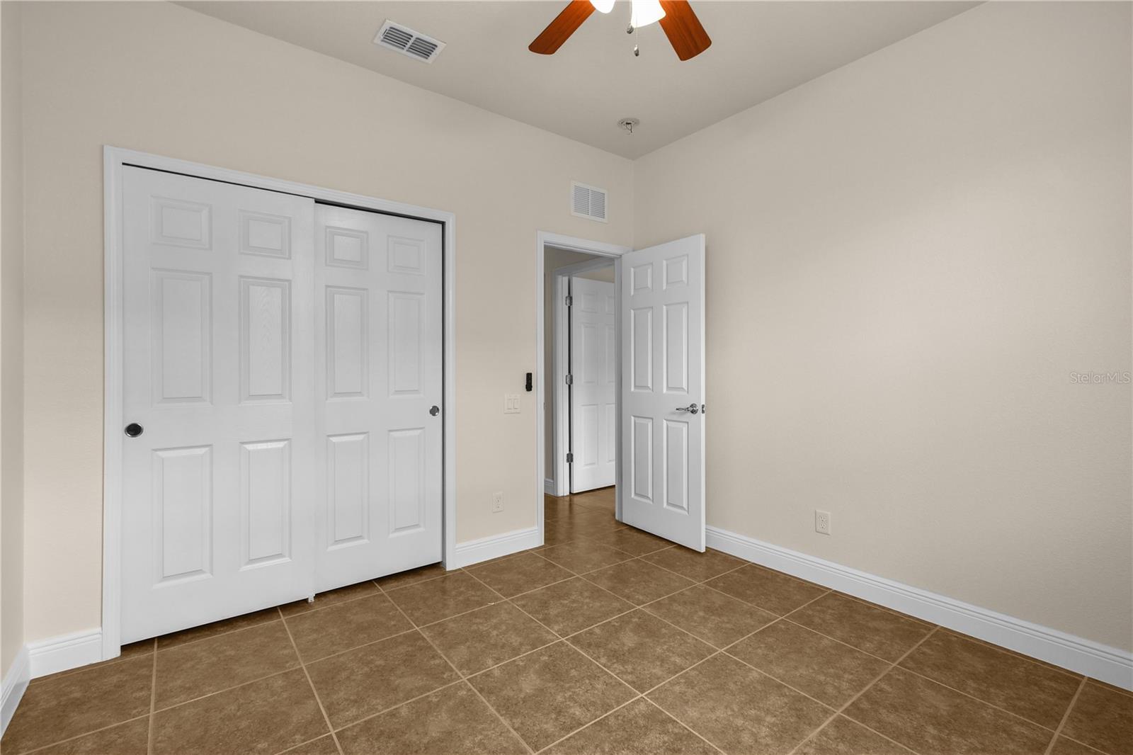 Listing Image #34