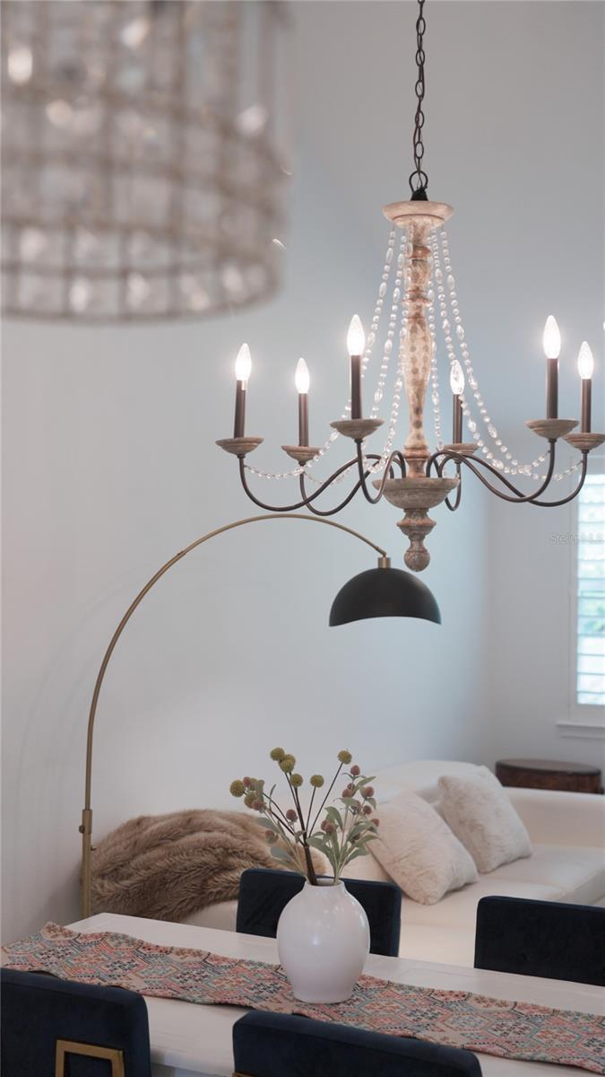 Listing Image #10