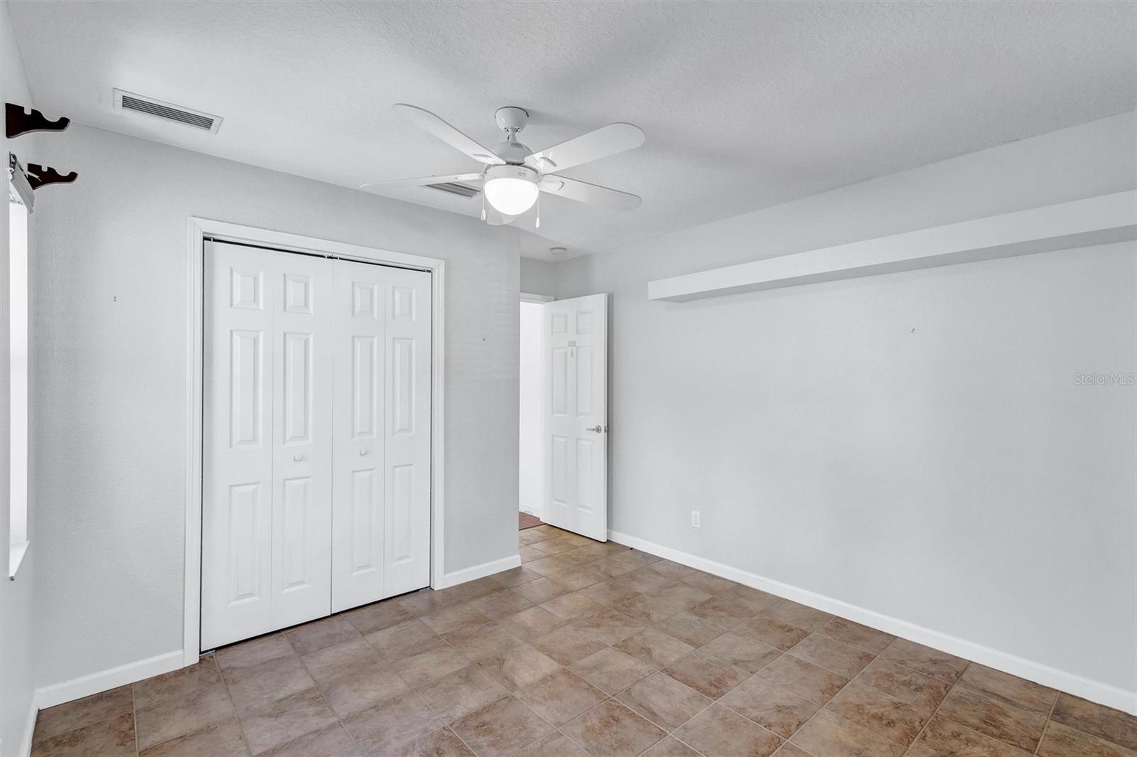Listing Image #23