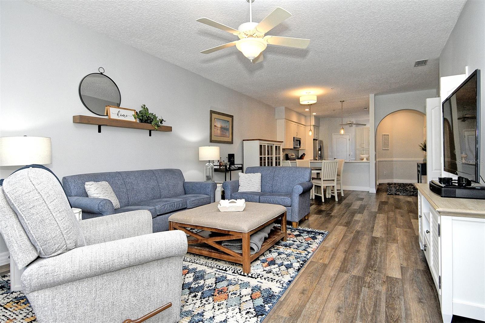Listing Image #13
