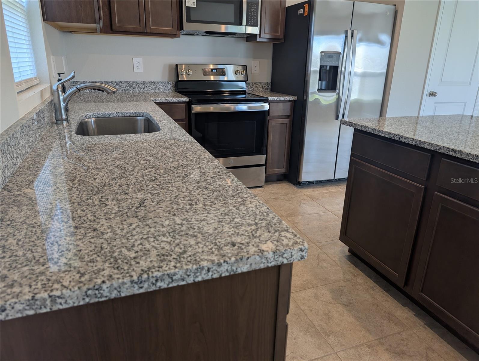 Listing Image #7