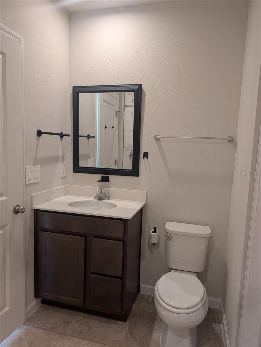 Listing Image #9
