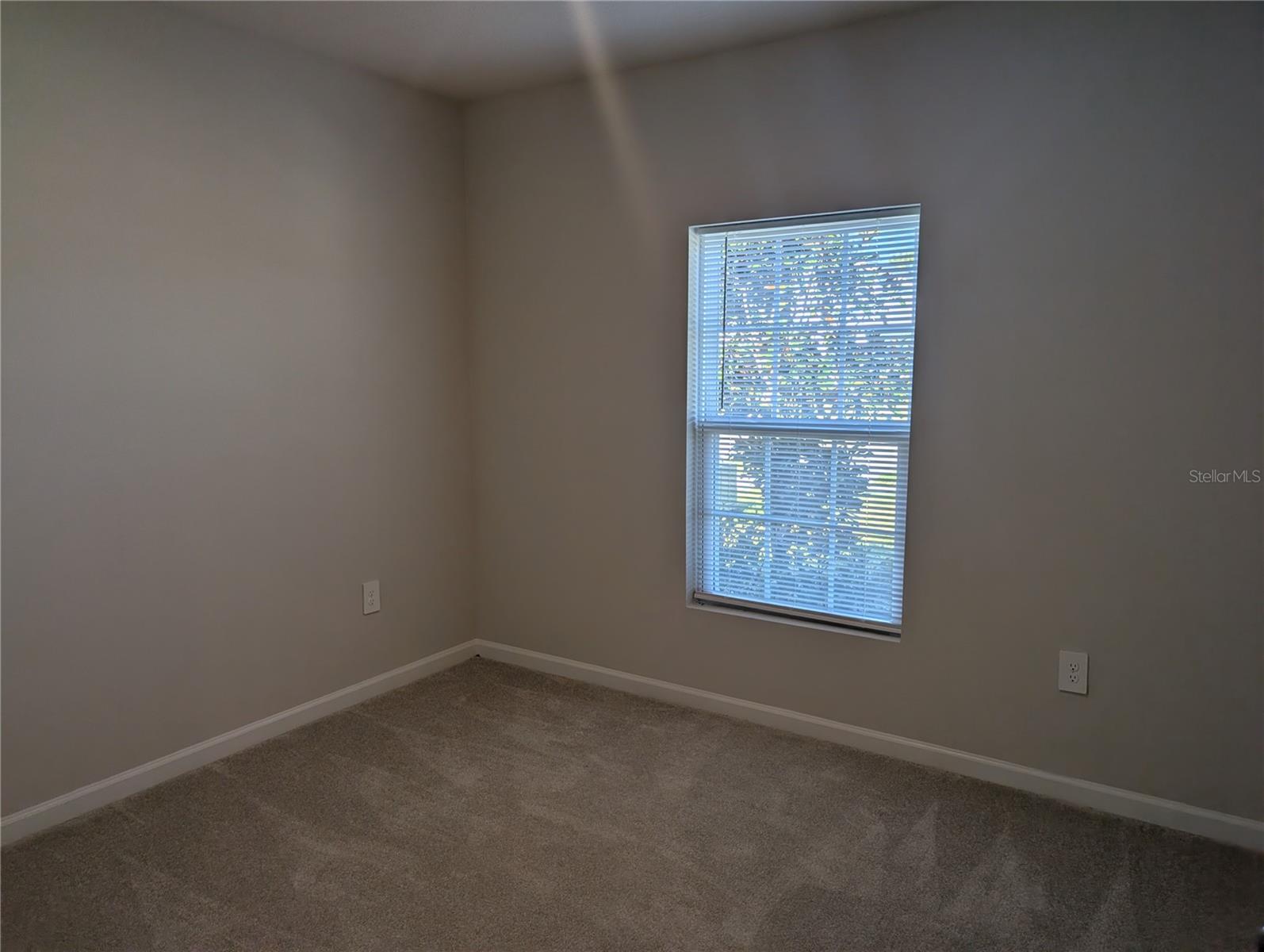 Listing Image #13