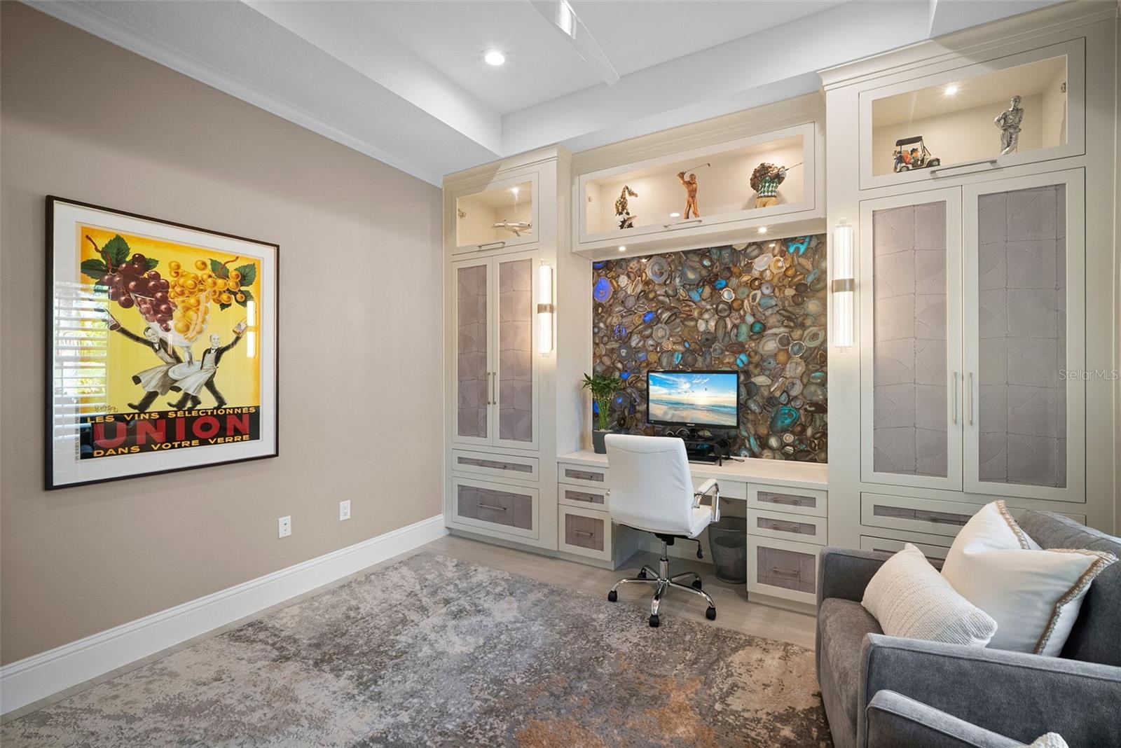 Listing Image #7