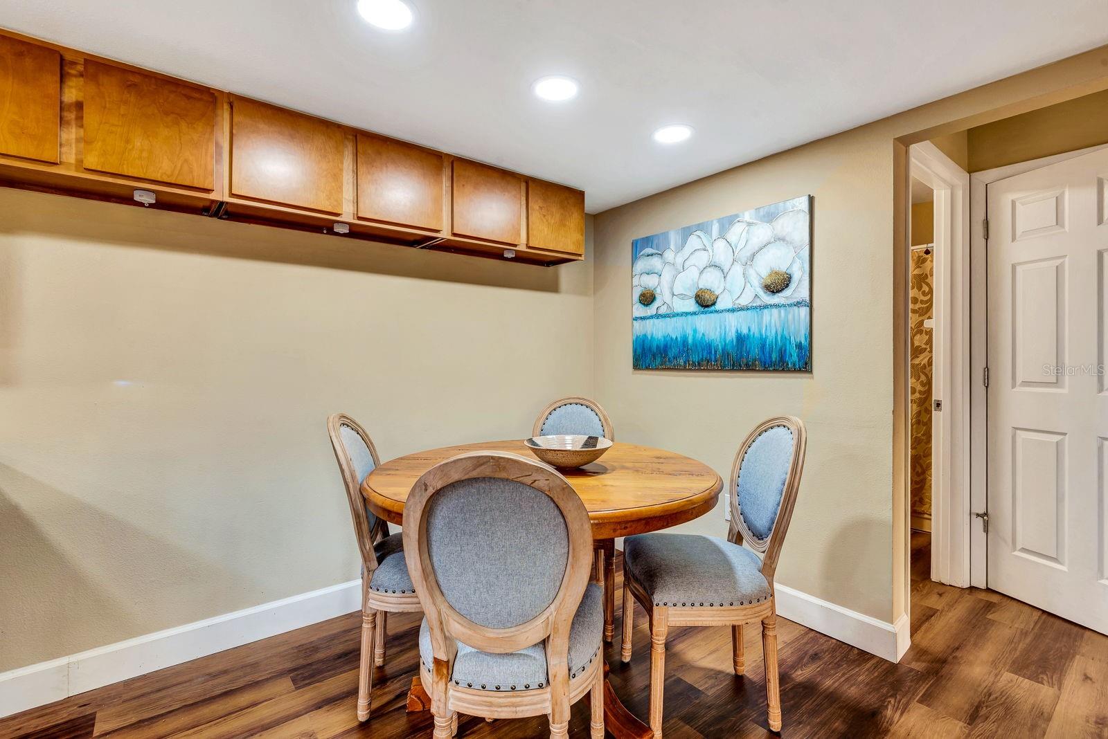 Listing Image #13