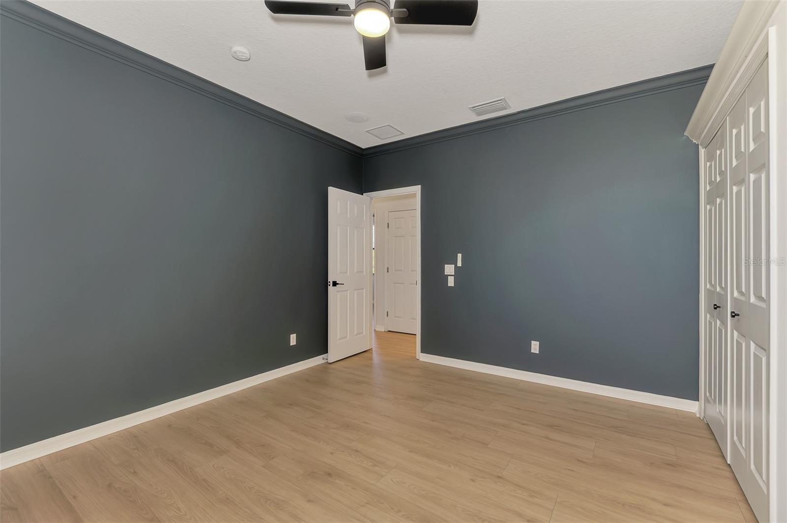 Listing Image #41