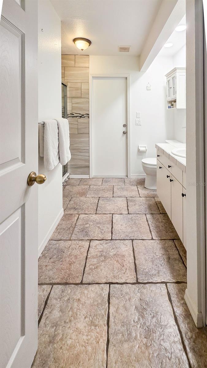 Listing Image #29