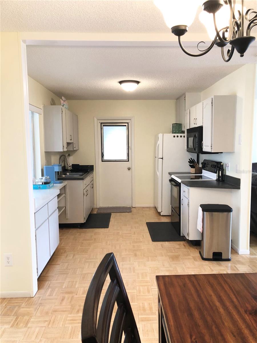 Listing Image #3