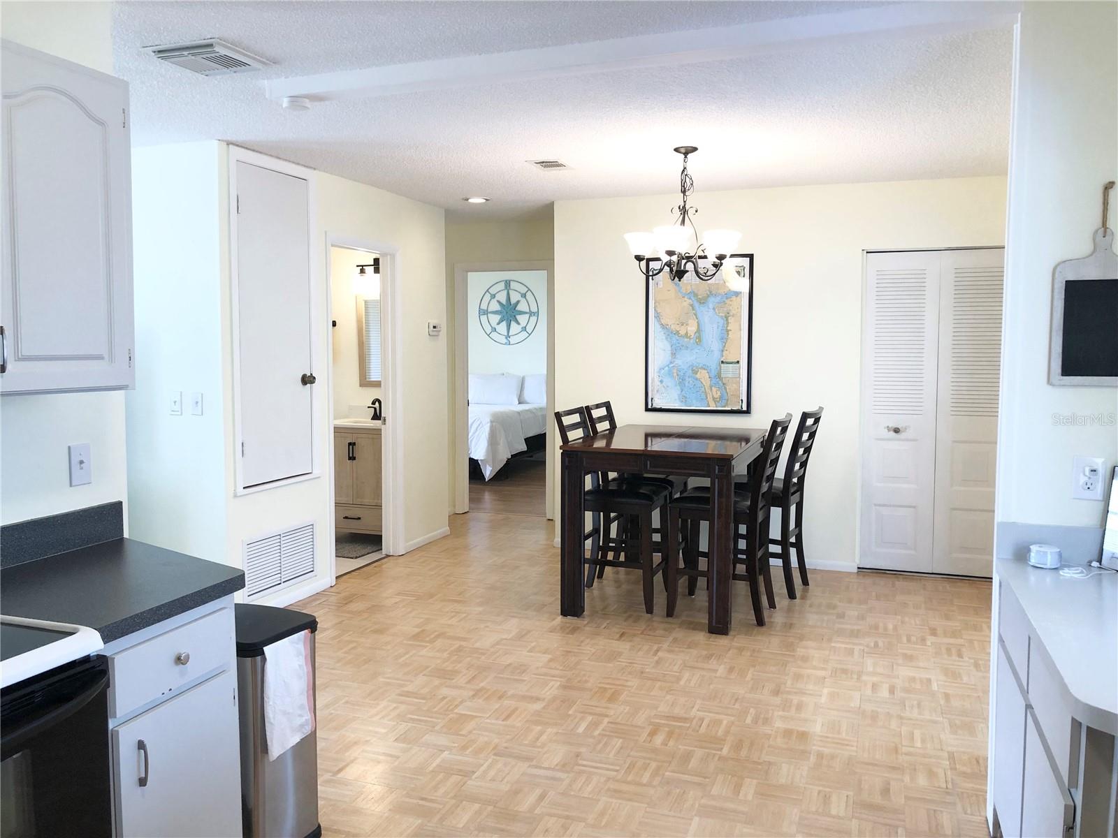 Listing Image #6
