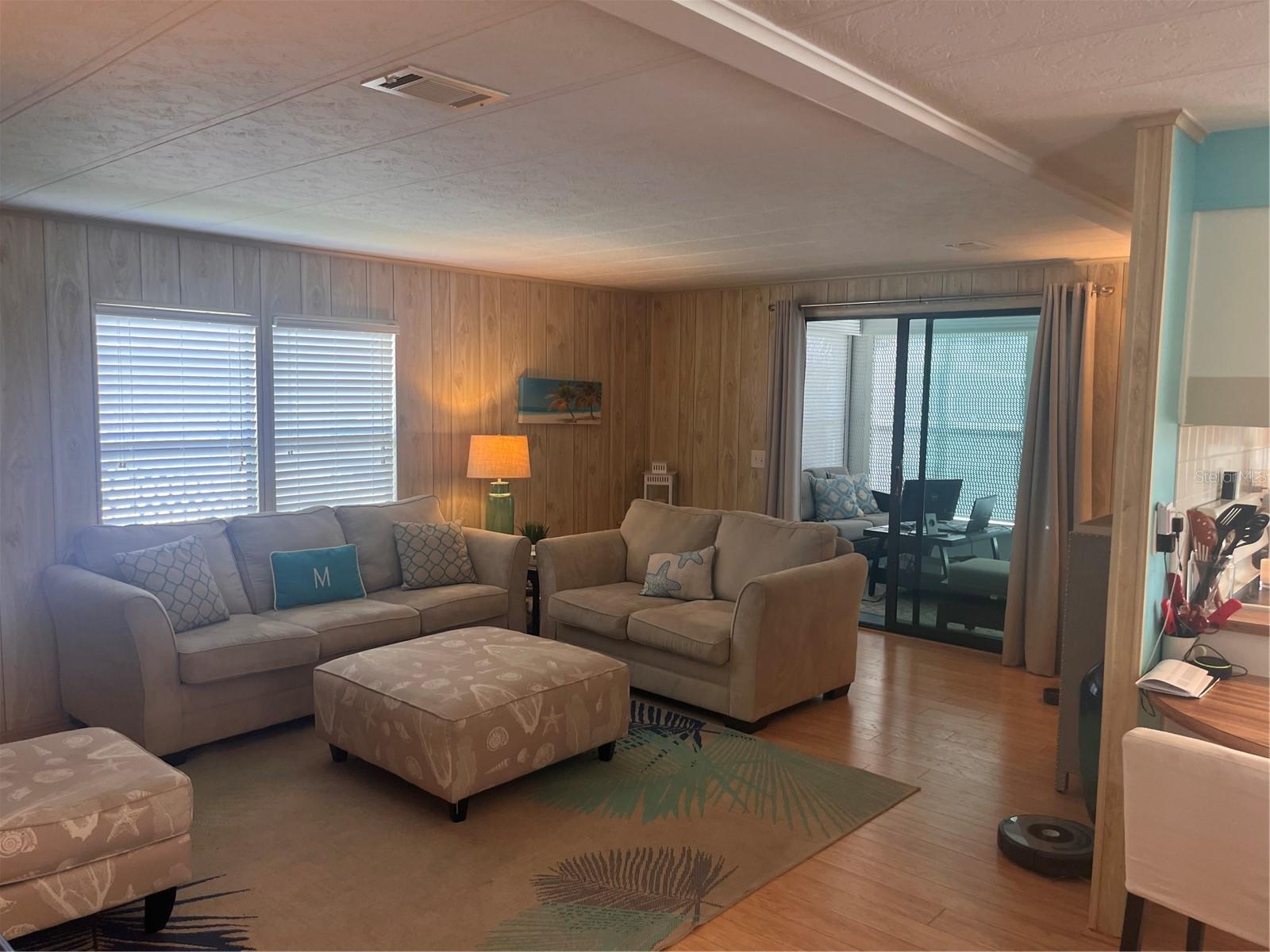 Listing Image #7