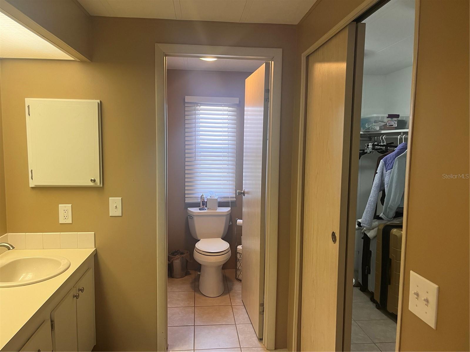 Listing Image #11