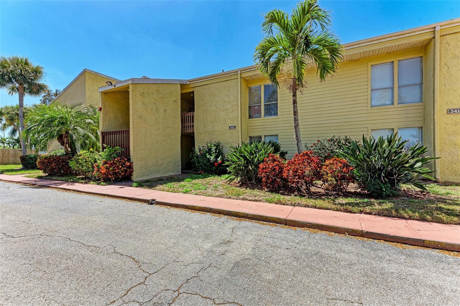 Listing Image #8